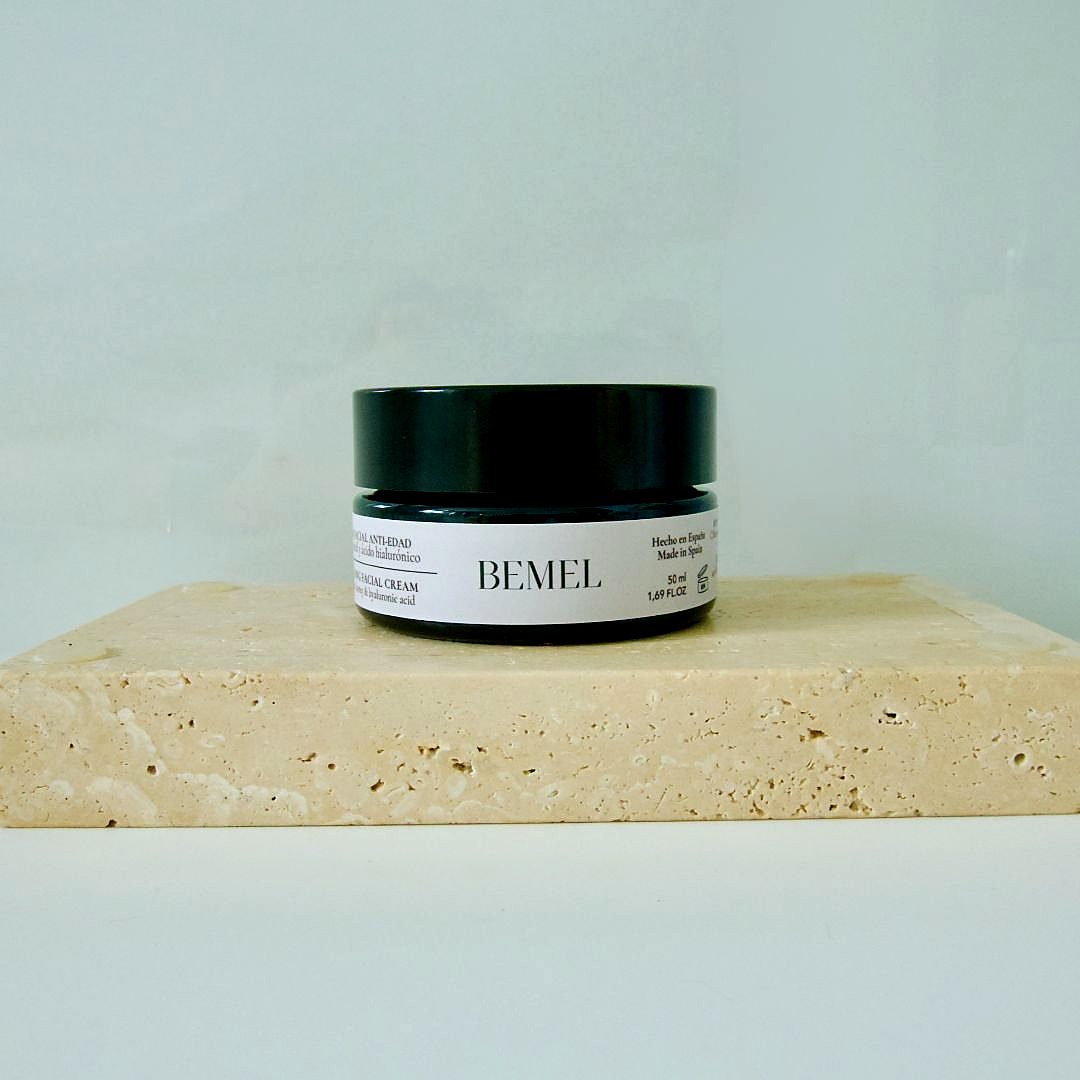 Crema Facial Anti-Edad de Rosas